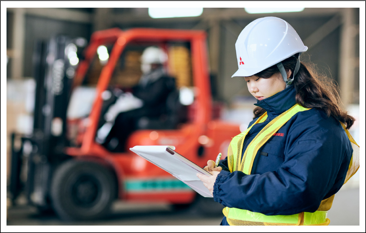 担当貨物の船積み作業の立ち合い